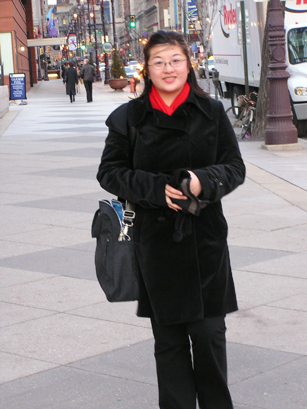 P1060070.Lisa quintessential traveler