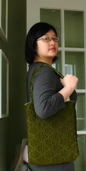 carrying the vintage vines bag