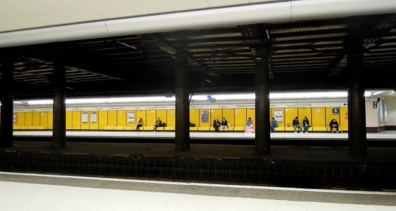 Glasgow Queen St station