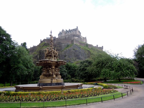 Near the city centre: Ross Fountain, West Princes St Gardens, with view of Edinburgh Castle.