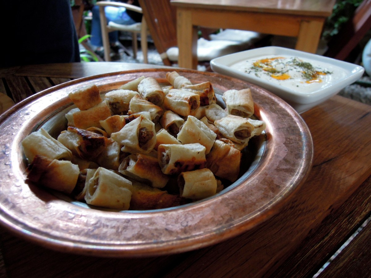 Börekçi and yogurt sauce