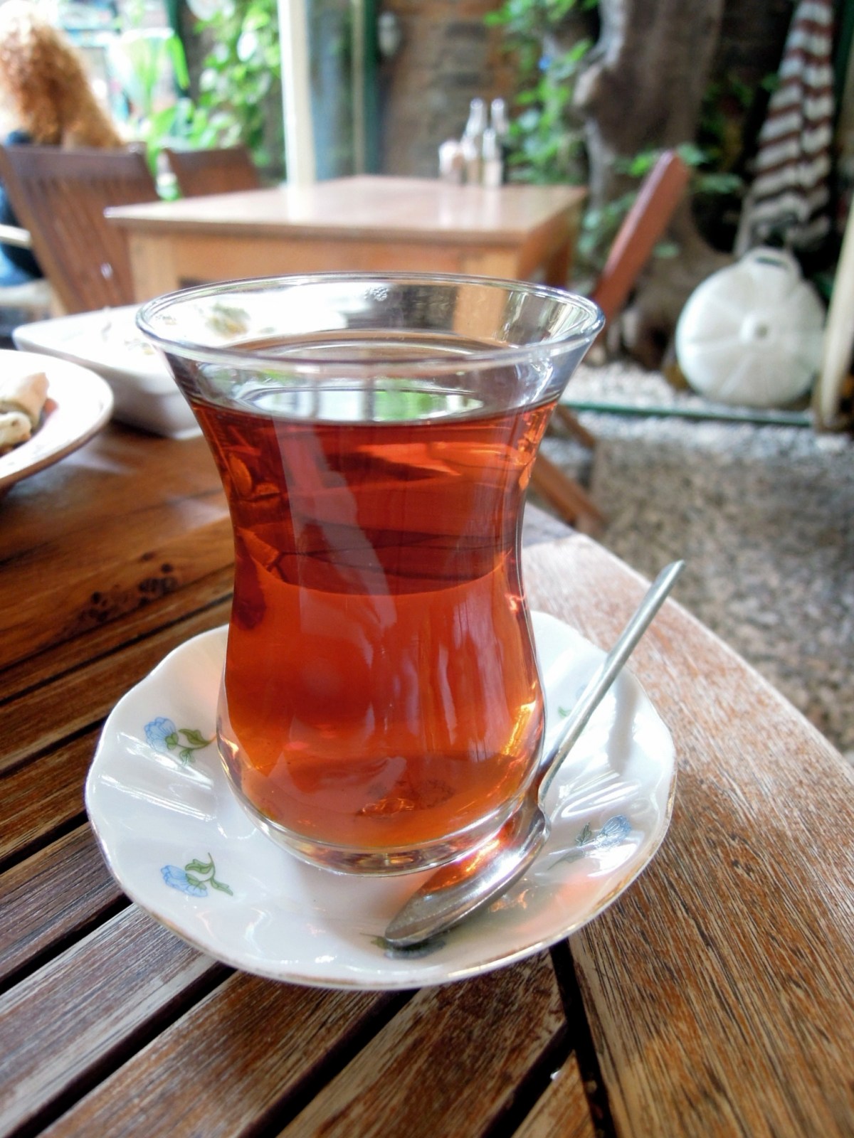 Tea in tulip-shaped glass