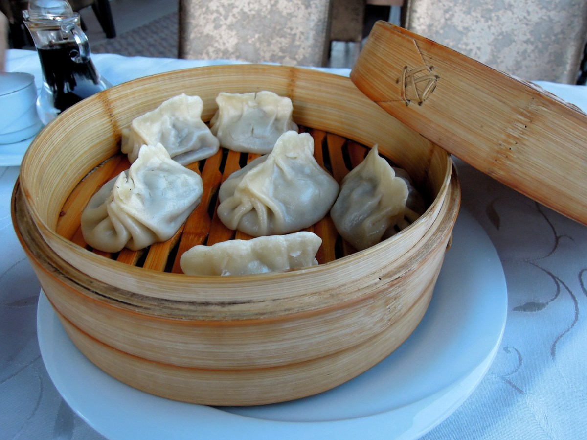 Uighur manti (meat dumplings)
