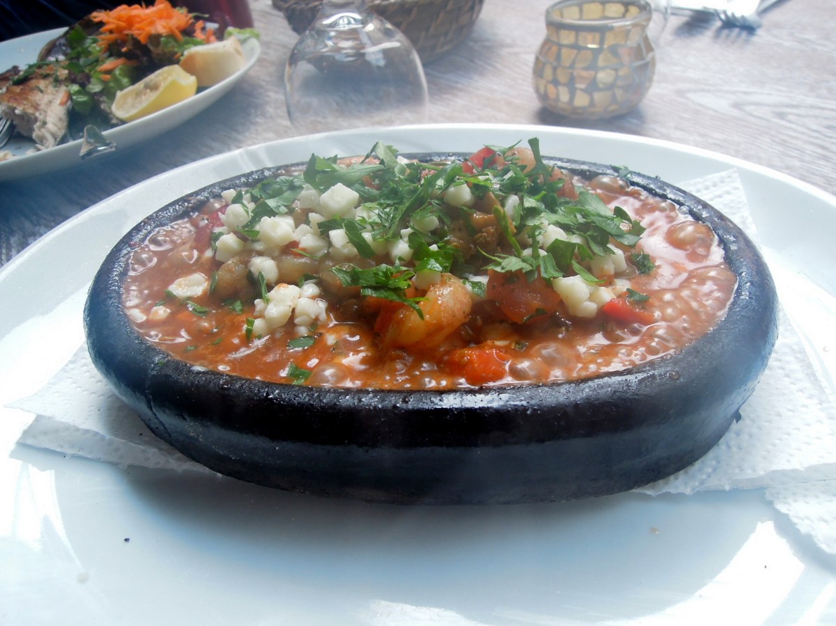There's cheese on top! And the shrimps were very small, but very tasty. Steaming cast-iron casserole of shrimps in tomato sauce
