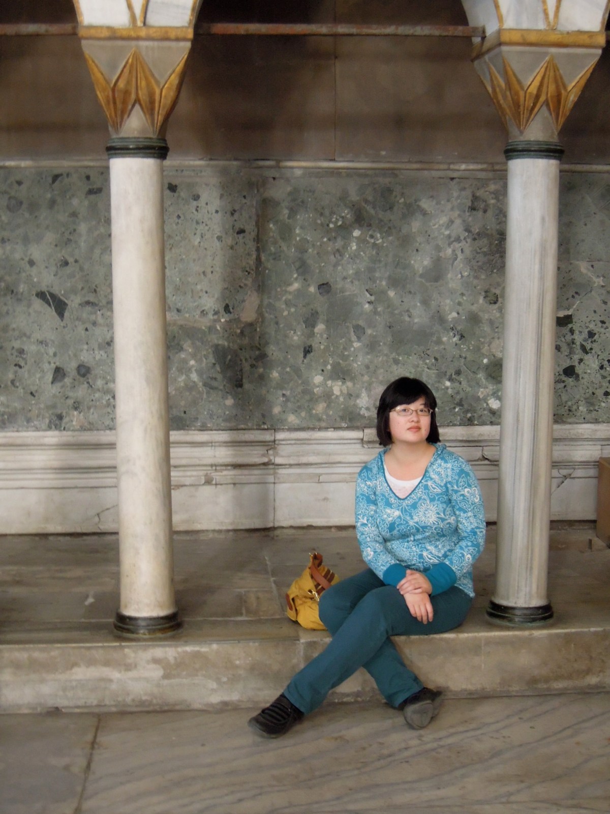 Lisa sitting inside the Aya Sofya
