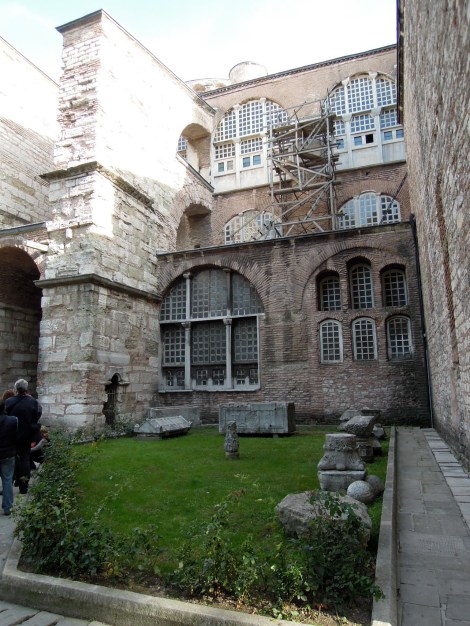 Outside the Aya Sofya