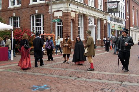 people in colonial-era dress