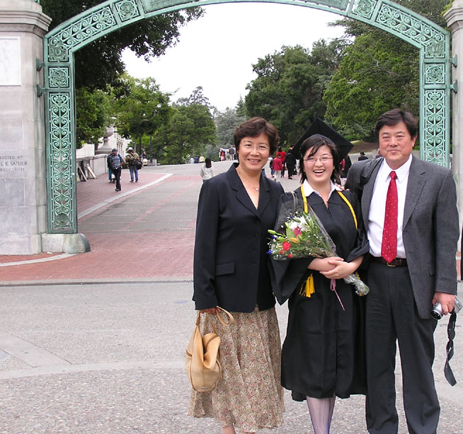 P5210012.Mommy, Lisa and Daddo