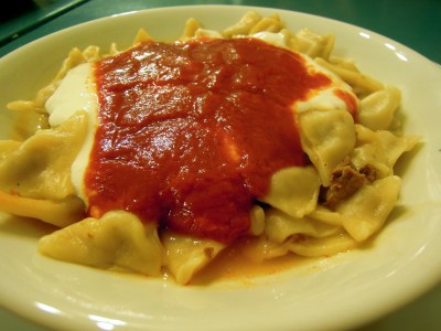 Sarayi manti, Besiktas Kirpi Cafe, Istanbul