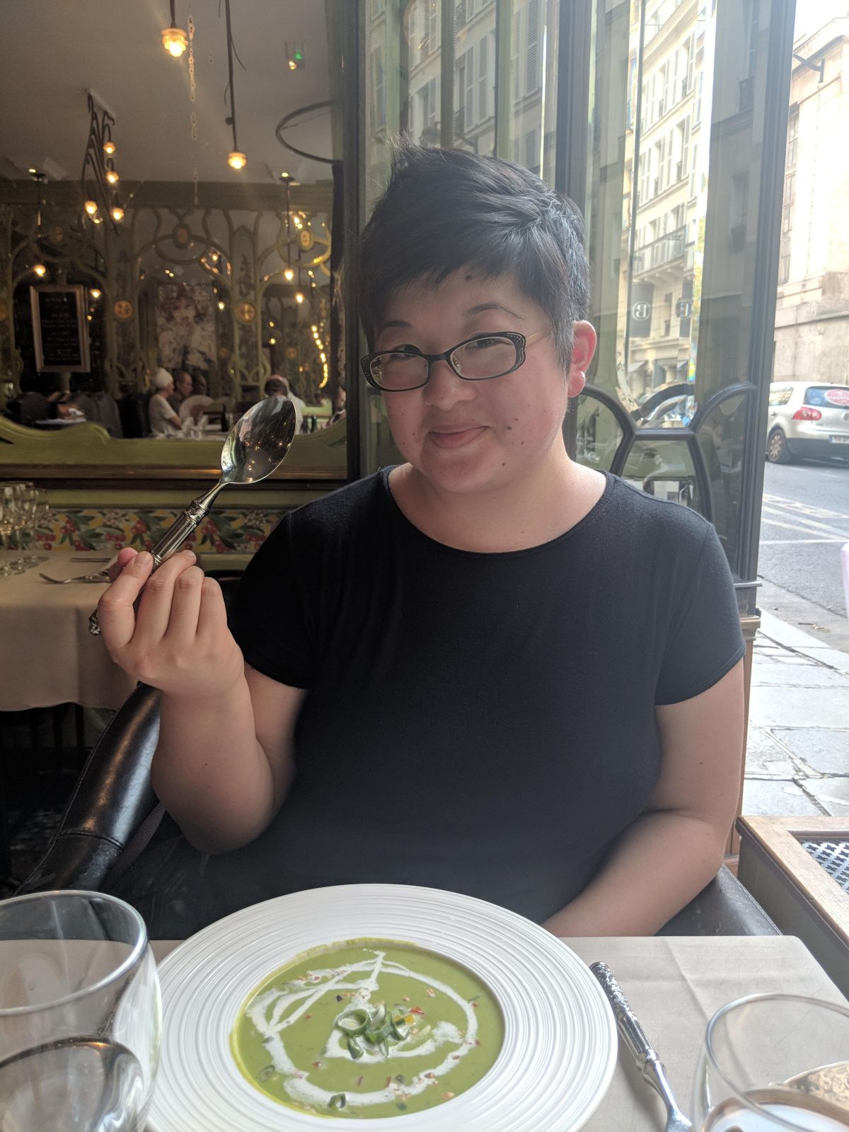 Lisa with pea soup, Bouillon Racine, Paris